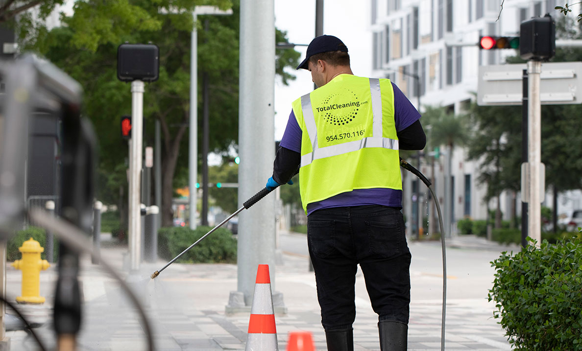 Budget Planning: How to Evaluate to Renew Cleaning Contracts or Not